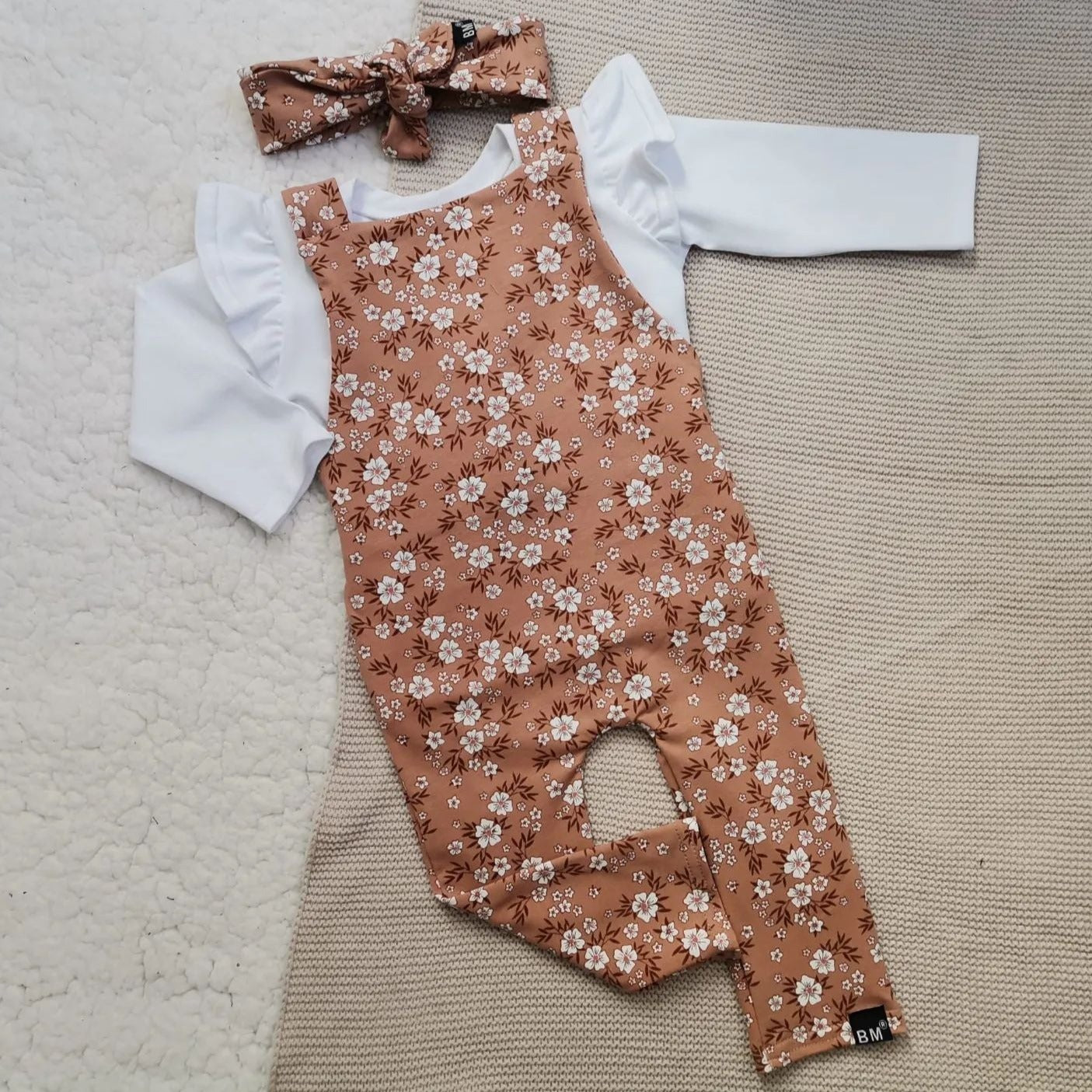 BM 2-delige set | Salopette + Vleugel Shirtje | Flower & White