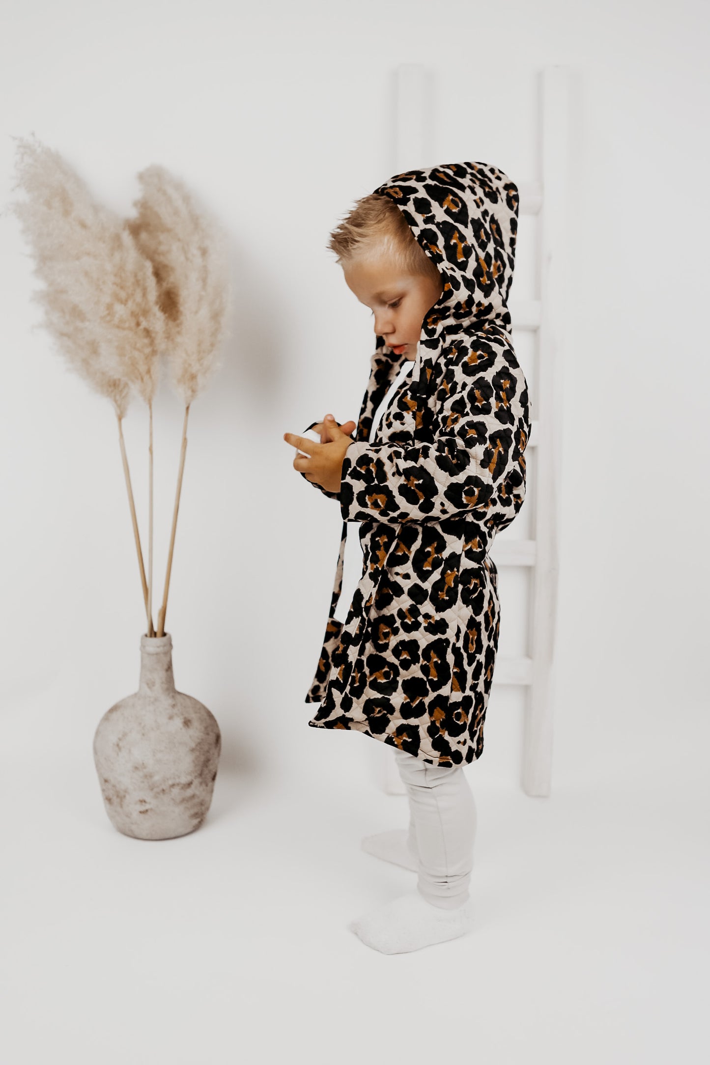 Lang Vest Capuchon | Big Leopard Brown | Handmade